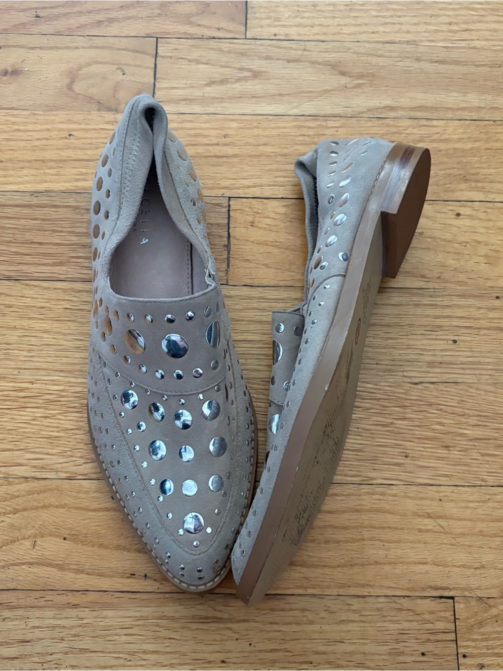 Cecelia New York Studded Loafers Beige Suede Embellished Slip On Size 6.5